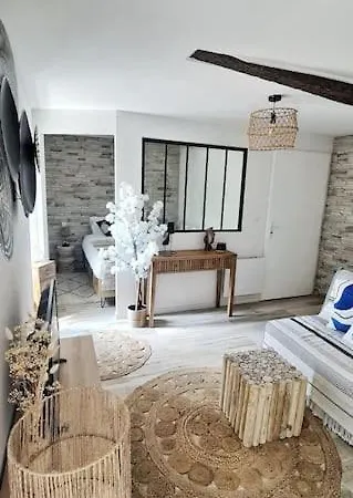 #new#appart Cosy#pied De La Cite#3 Apartment