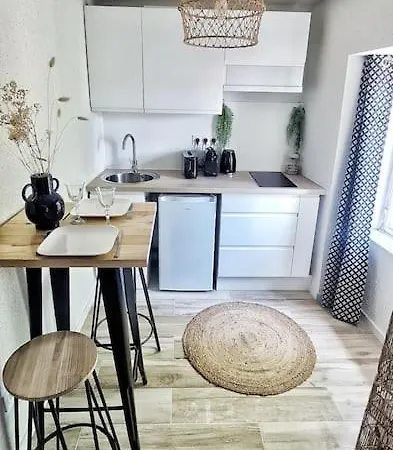 Apartment #new#appart Cosy#pied De La Cite#3 *